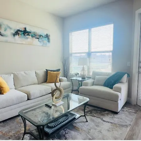 2 Bedroom 2 Full Bth In The Heart Of Dallas! Great Location!